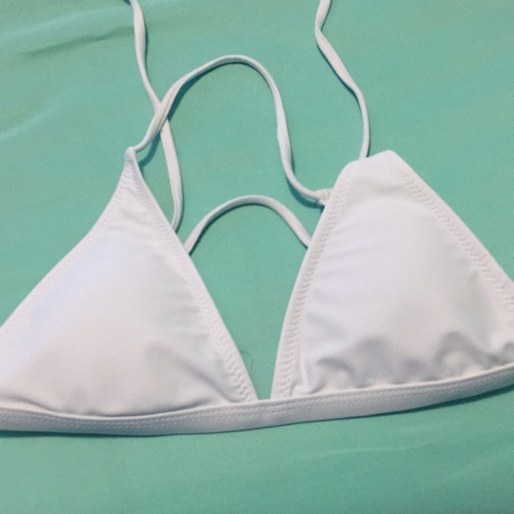 Bathing suits - Picture 3 of 3